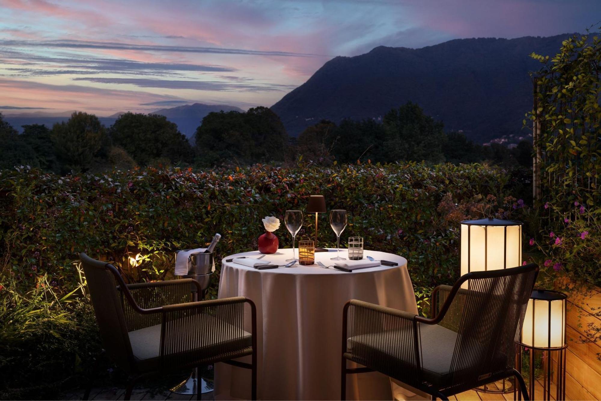 Sheraton Lake Como Hotel Esterno foto