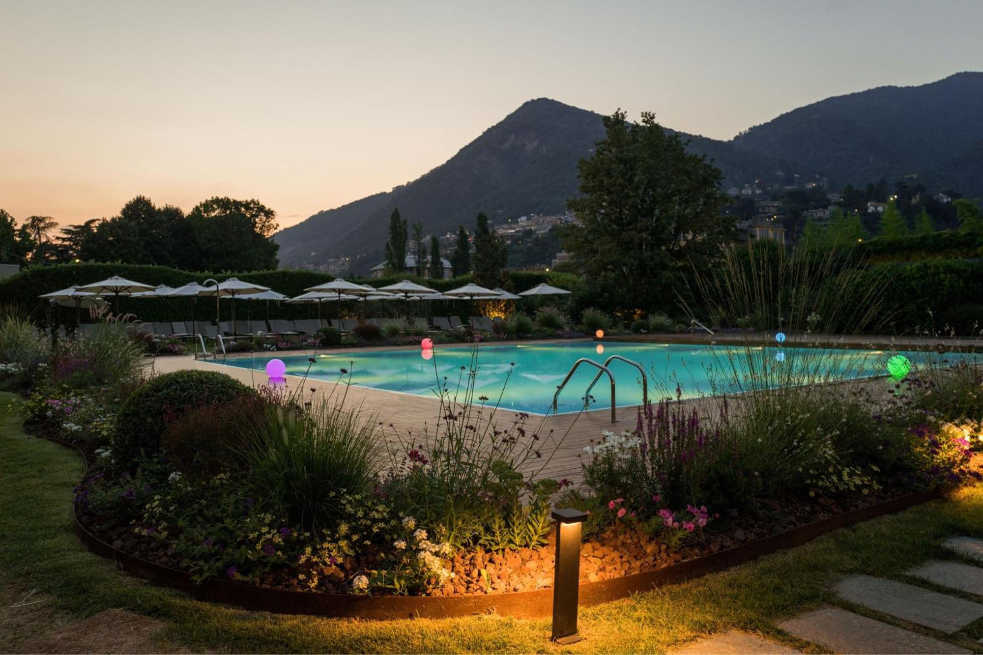 Sheraton Lake Como Hotel Esterno foto