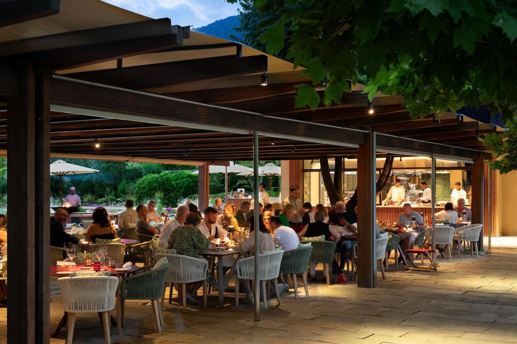 Sheraton Lake Como Hotel Esterno foto