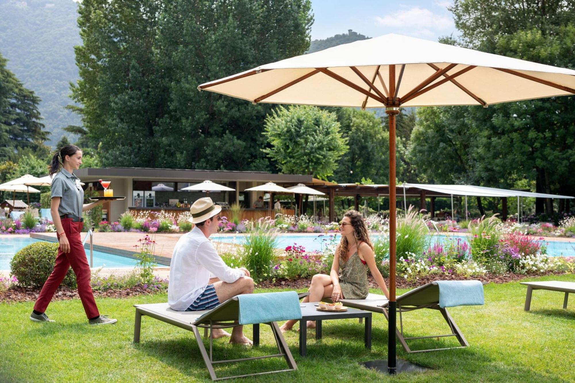 Sheraton Lake Como Hotel Esterno foto