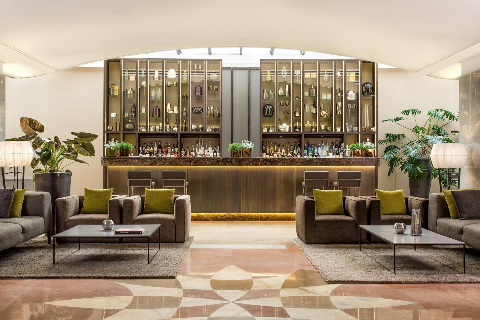 Sheraton Lake Como Hotel Esterno foto