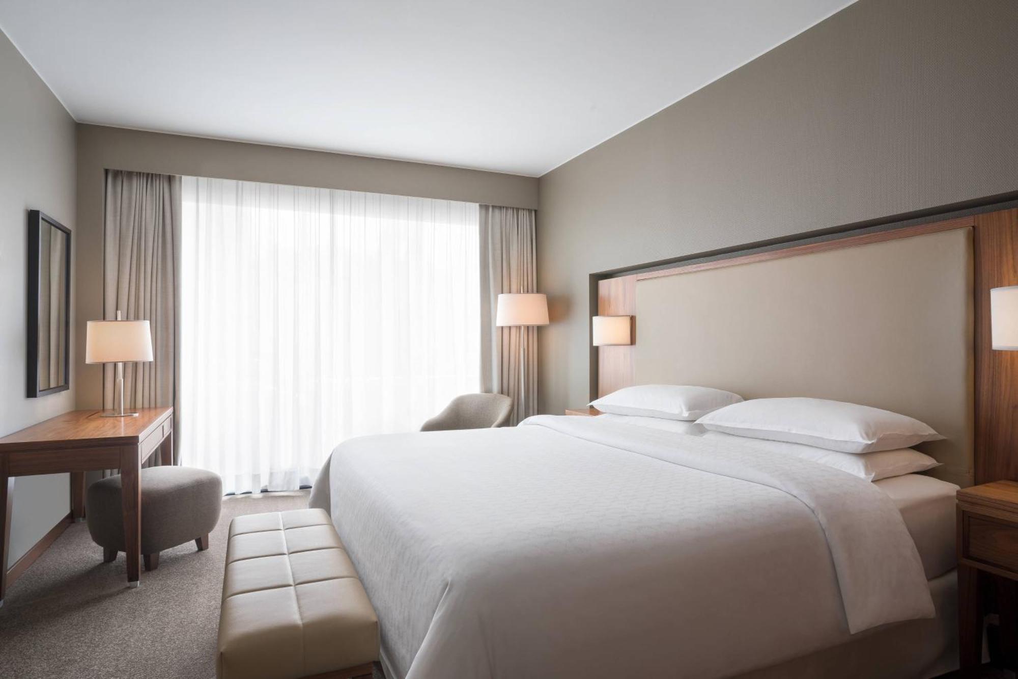 Sheraton Lake Como Hotel Esterno foto