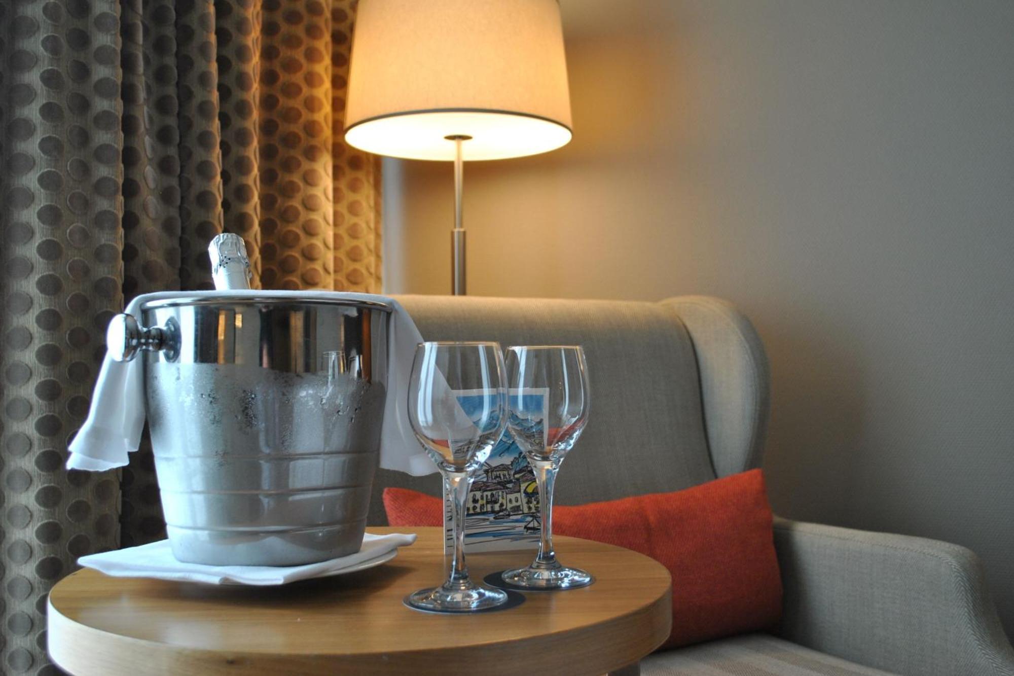 Sheraton Lake Como Hotel Esterno foto