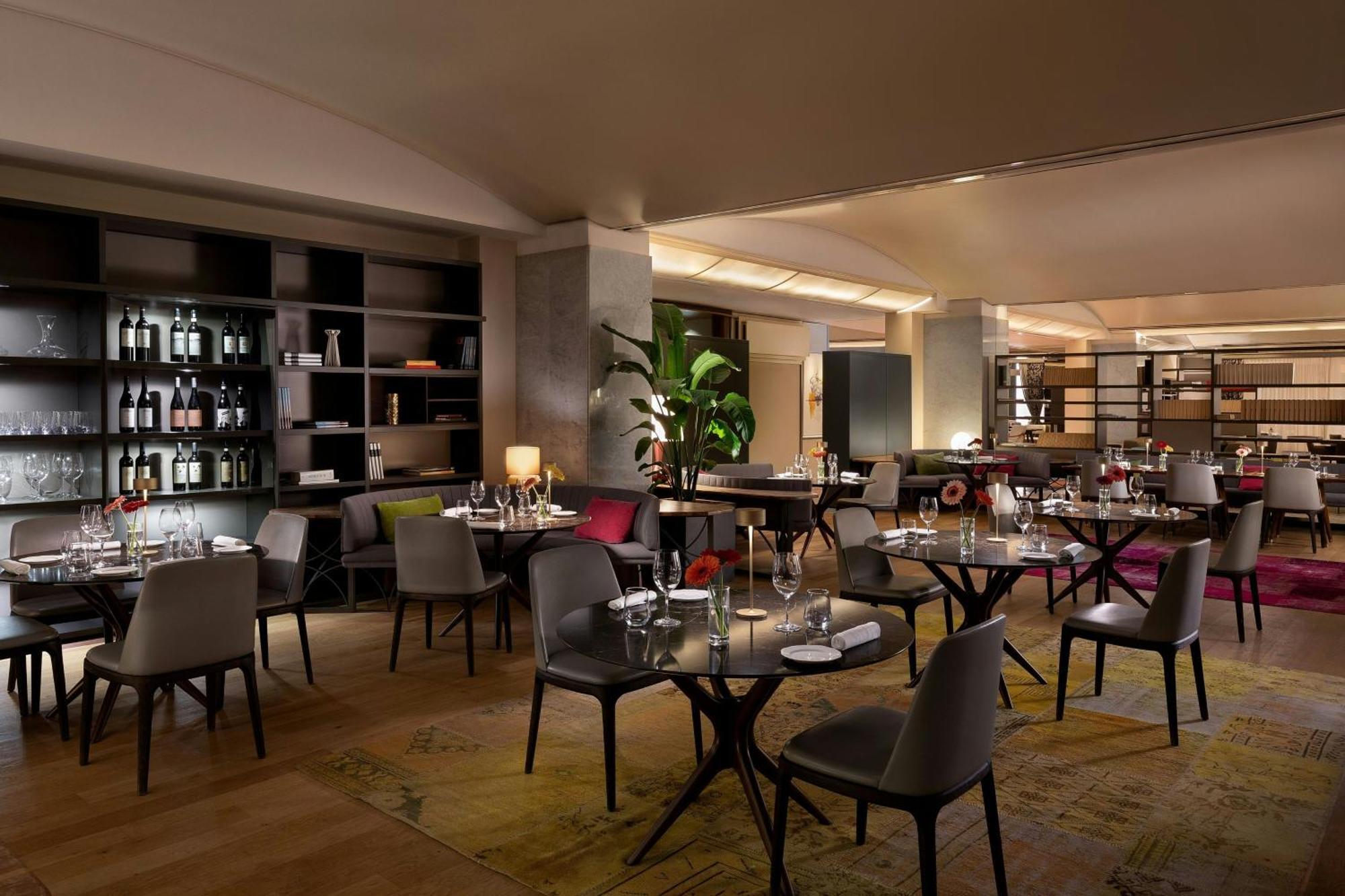 Sheraton Lake Como Hotel Esterno foto